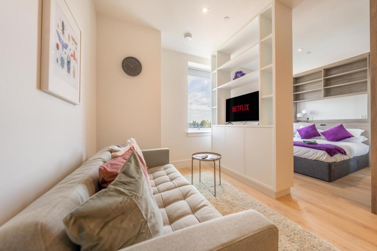 Cozy Apartments - Free Wifi And Parking Onsite Feltham Exterior foto